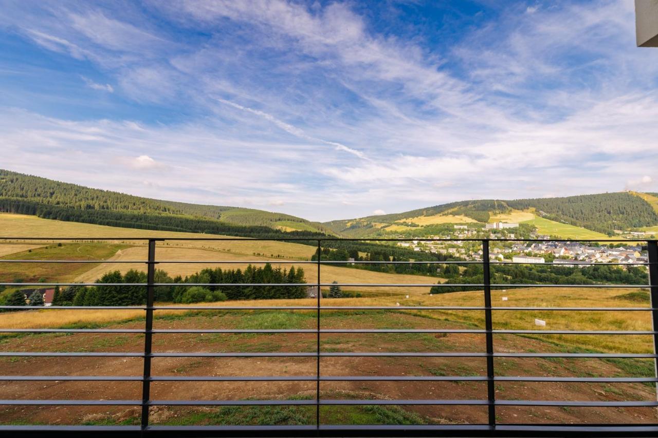 Apartment Enzian Loučná pod Klínovcem Exterior foto