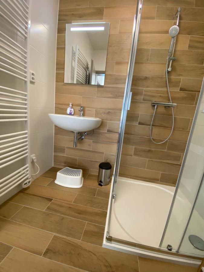 Apartment Enzian Loučná pod Klínovcem Exterior foto